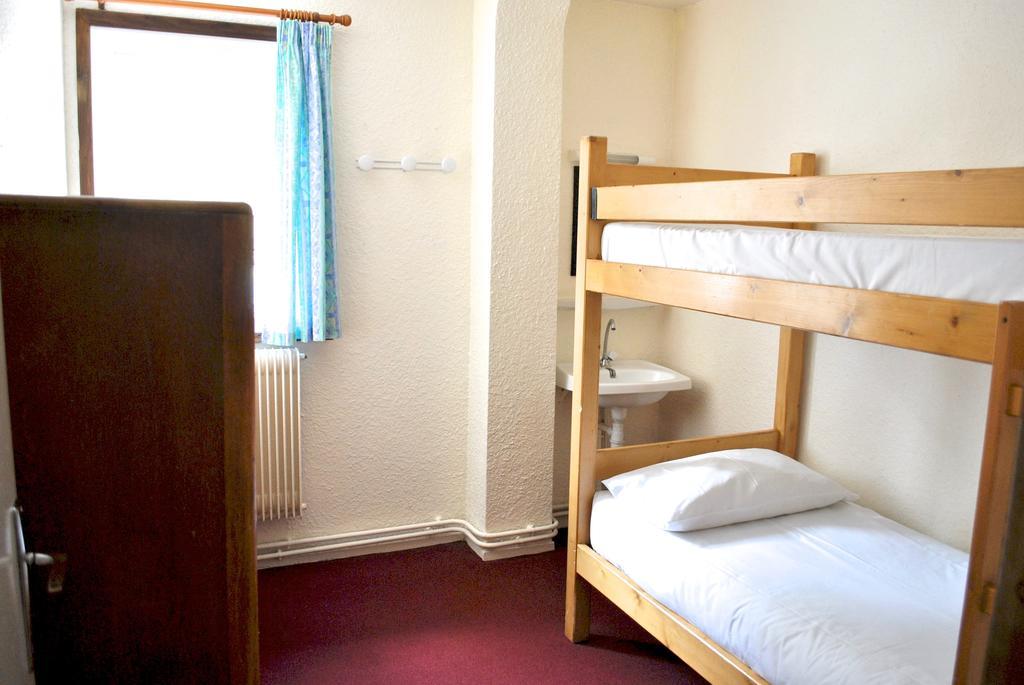 Chalet Chardons Hostel Tignes Room photo